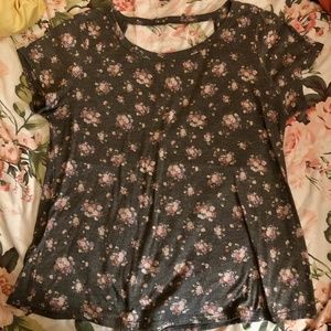 Forever 21+ Gray Floral Top